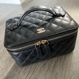 BRAND NEW Chanel Vanity Jewelry O Case